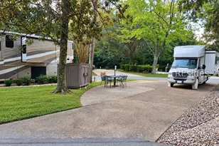 133 Arrow Rd, Hilton Head Island, SC 29928 - Photo 1