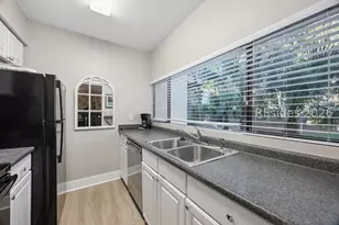 42 S Forest Beach Dr, Hilton Head Island, SC 29928 - Photo 11