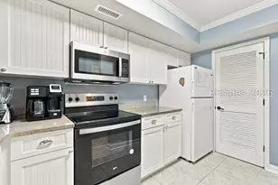 11 Tanglewood Dr, Hilton Head Island, SC 29928 - Photo 11