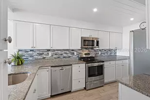 21 S Forest Beach Dr, Hilton Head Island, SC 29928 - Photo 15