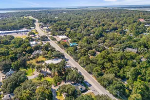 1254 Ribaut Rd, Beaufort, SC 29902 - Photo 35