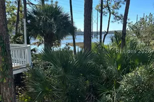 16 Pine Burr Rd E, Hilton Head Island, SC 29926 - Photo 23