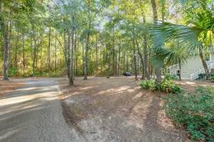17 Newpoint Rd, Beaufort, SC 29907 - Photo 47