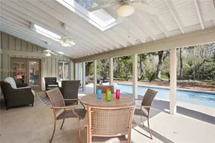 25 Willow Oak Rd W, Hilton Head Island, SC 29928 - Photo 1