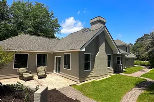 10 Royal Pointe Dr, Hilton Head Island, SC 29926 - Photo 1