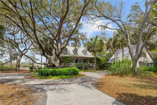 22 Oyster Landing Rd, Hilton Head Island, SC 29928 - Photo 1