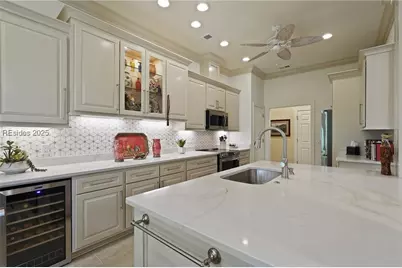 38 Wax Myrtle Court, Hilton Head Island, SC 29926 - Photo 1