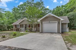 695 Sams Point Rd, Beaufort, SC 29907 - Photo 1