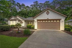 223 Hampton Cir, Bluffton, SC 29909 - Photo 1