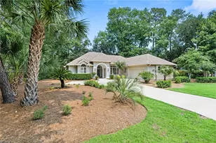14 Fairlawn Ct, Hilton Head Island, SC 29926 - Photo 1