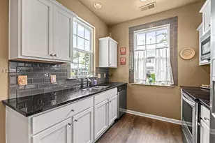 208 Plumgrass Wy, Bluffton, SC 29910 - Photo 1