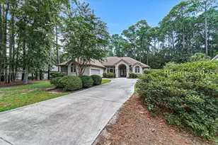 10 Hickory Knoll Pl, Hilton Head Island, SC 29926 - Photo 1