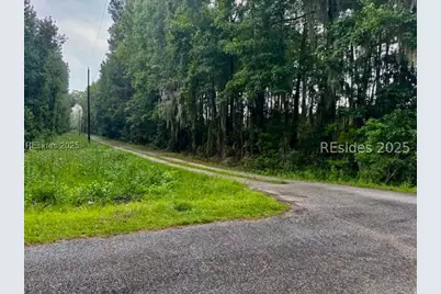 200 Charleston Highway, Yemassee, SC 29945 - Photo 1