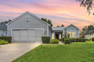 26 Hampton Cir, Bluffton, SC 29909 - Photo 1