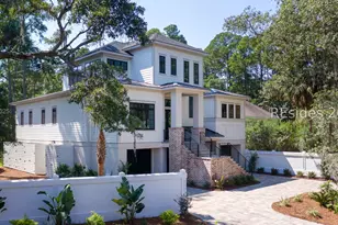 8 Fairfax Ln, Hilton Head Island, SC 29928 - Photo 1