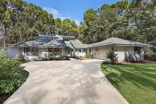 22 Headlands Dr, Hilton Head Island, SC 29926 - Photo 1