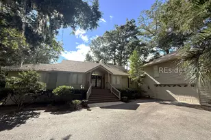 34 Gloucester Rd, Hilton Head Island, SC 29928 - Photo 1