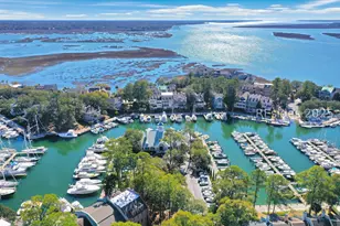 8 Yacht Club Dr, Hilton Head Island, SC 29926 - Photo 1