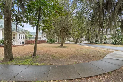 90 Gautier Place, Beaufort, SC 29902 - Photo 1