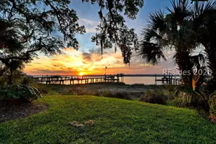 21 N Calibogue Cay Rd, Hilton Head Island, SC 29928 - Photo 1