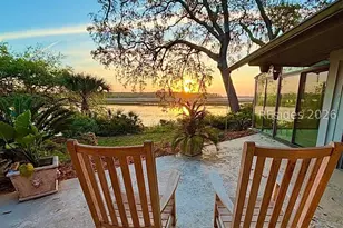 112 Toppin Dr, Hilton Head Island, SC 29926 - Photo 1