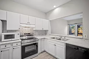 5 Gumtree Rd, Hilton Head Island, SC 29926 - Photo 1