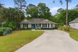 32 Monticello Dr, Hilton Head Island, SC 29926 - Photo 1