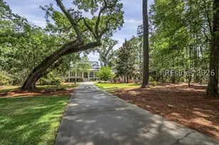 51 Rose Hill Dr, Bluffton, SC 29910 - Photo 1