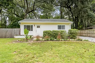 1802 Battery Park Dr, Port Royal, SC 29935 - Photo 1