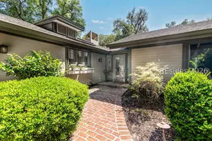 4 Pieces of 8 Pl, Hilton Head Island, SC 29928 - Photo 1