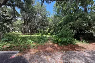 1109 Coleman Ln, Beaufort, SC 29902 - Photo 1