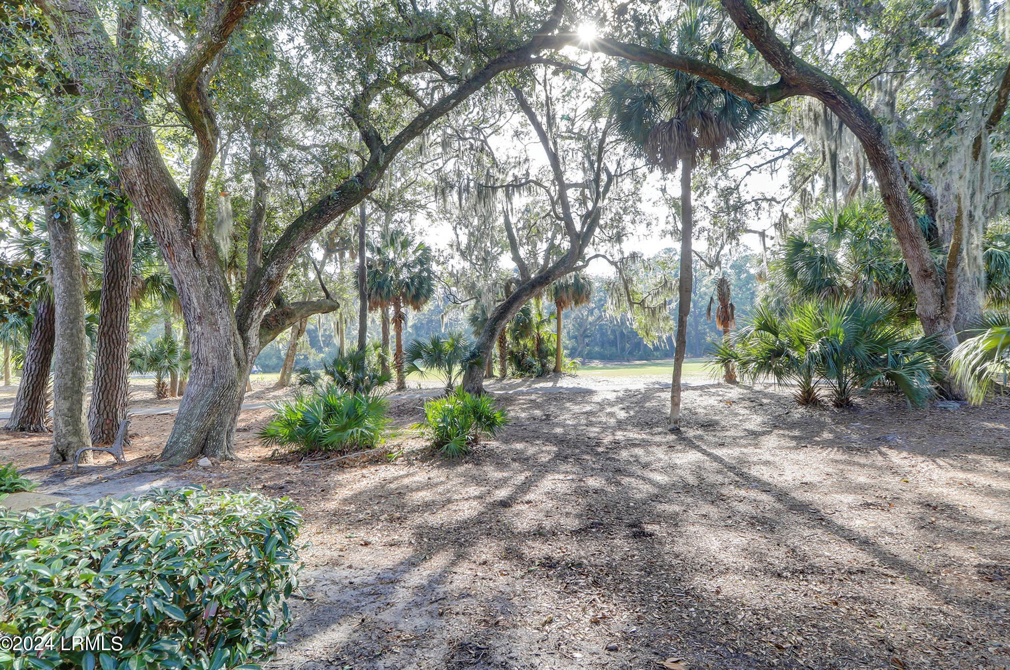 113 Shipyard Dr, Hilton Head Island SC  29928-4948 exterior