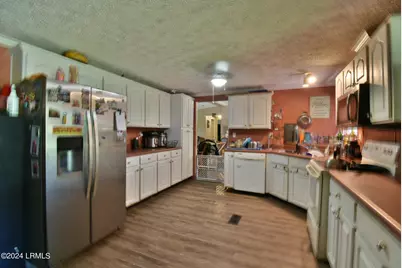 301 Old Pocotaligo Road, Yemassee, SC 29945 - Photo 7