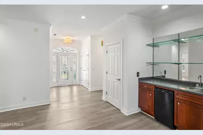 27 E National Boulevard, Beaufort, SC 29907 - Photo 5