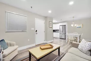 663 William Hilton Pkwy, Hilton Head Island, SC 29928 - Photo 9