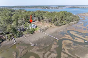 8 E River Dr, Beaufort, SC 29907 - Photo 3