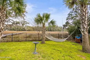 8 E River Dr, Beaufort, SC 29907 - Photo 59