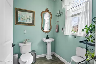 8 E River Dr, Beaufort, SC 29907 - Photo 33