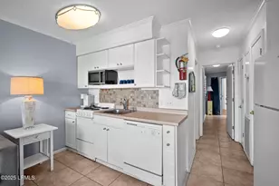 40 Folly Field Rd, Hilton Head Island, SC 29928 - Photo 11