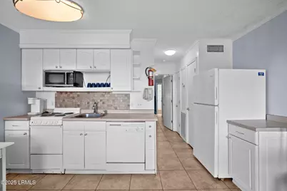 40 Folly Field Road #340c, Hilton Head Island, SC 29928 - Photo 9