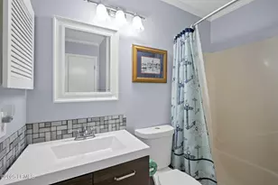 40 Folly Field Rd, Hilton Head Island, SC 29928 - Photo 15