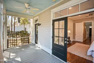 611 Huguenin Dr, Beaufort, SC 29902 - Photo 35