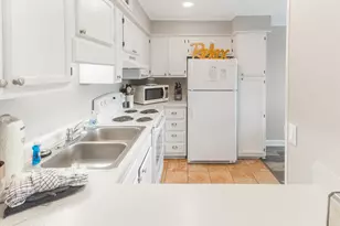 40 Folly Field Rd, Hilton Head, SC 29928 - Photo 5