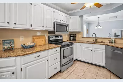 22 Ocean Marsh Lane, Harbor Island, SC 29920 - Photo 11