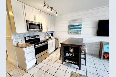 40 Folly Field Road #223b, Hilton Head, SC 29928 - Photo 3