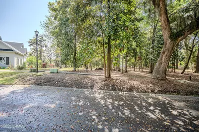 133 Fiveoaks Circle, Beaufort, SC 29902 - Photo 3