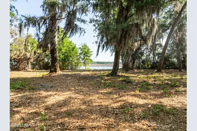 16 Comfort Point, Saint Helena Island, SC 29920 - Photo 17