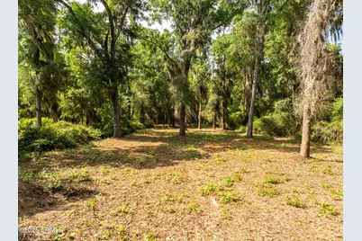 16 Comfort Point, Saint Helena Island, SC 29920 - Photo 25