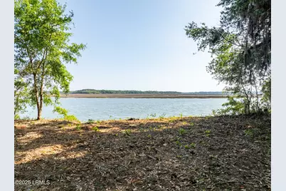 16 Comfort Point, Saint Helena Island, SC 29920 - Photo 19