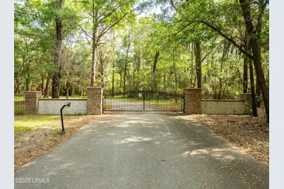 16 Comfort Point, Saint Helena Island, SC 29920 - Photo 29